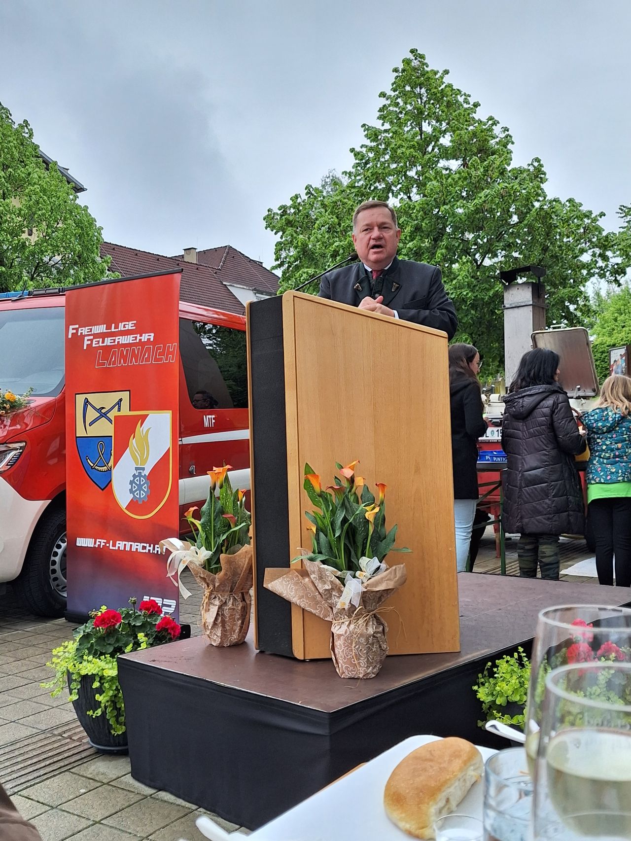 Minister Werner Amon addressing attendees of the blessing of a fire engine.